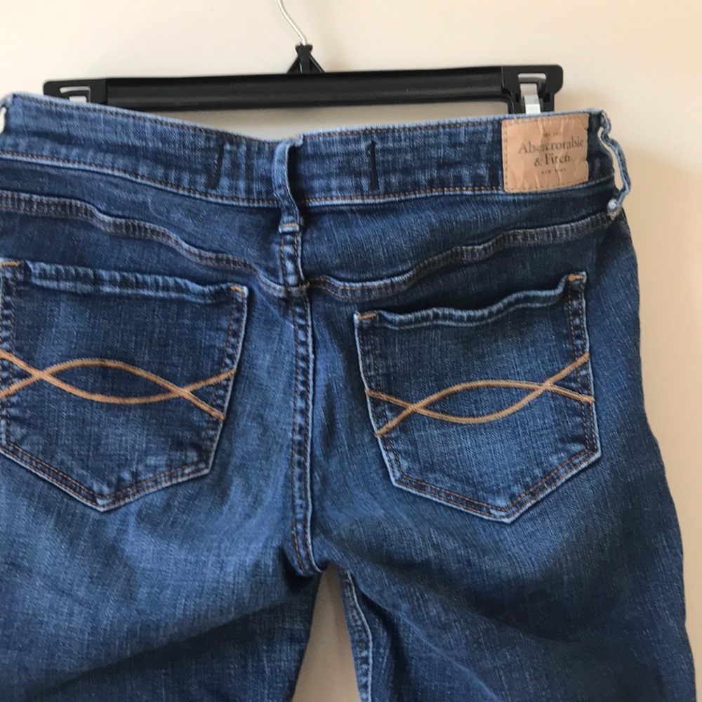 Abercrombie and Fitch skinny leg jeans size 6